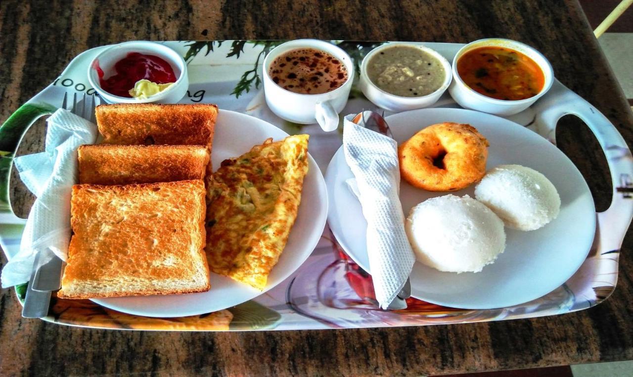 Fabhotel Jms Residency Dehradun Eksteriør bilde