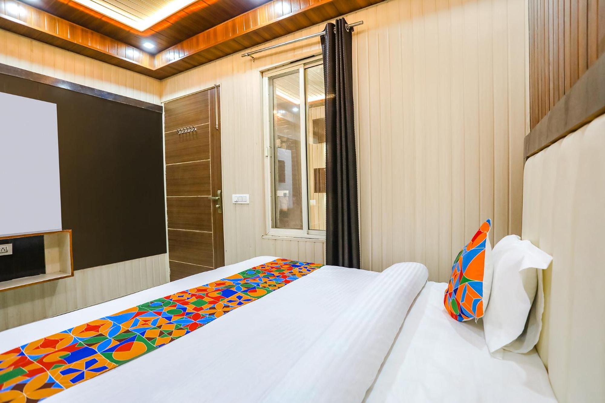 Fabhotel Jms Residency Dehradun Eksteriør bilde